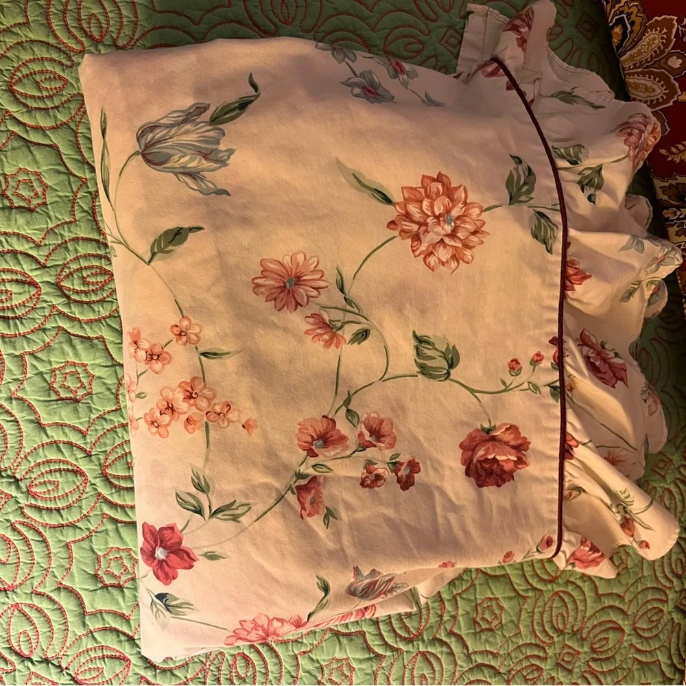 Vintage Croscill Floral Print King size Flat sheet